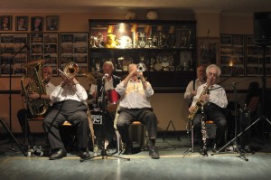 The Original  Eastside Stompers Jazz Band (2) at Farnborough Jazz Club, Kent, UK, on 21st May 2010.  Photo by Howard Leigh