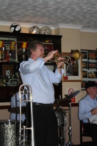 Allan 'Lord Arsenal' Bradley (trumpet), with Barry Palser's Super Six at Farnborough JC 27Feb2015