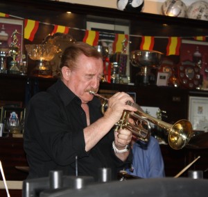 Denny Islett‘ with George ‘Kid’ Tidiman’s 'All Stars’ at Farnborough Jazz Club, Kent, UK Friday 17th April 2015. Photo by Mike Witt.