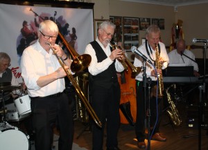 Bob Dwyer's Bix & Pieces at Farnborough Jazz Club on 29th January 2016. (LtoR) Graham Collicote (drms), Bob Dwyer (trb), Max Emmons (trp), Bernie Holden (sax) & Hugh Crozier (pno). hidden Dave Price (bnj) & John Bayne (dbass). Photo by Mike Witt.